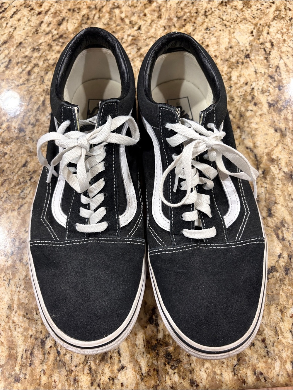 Vans old skool black and white